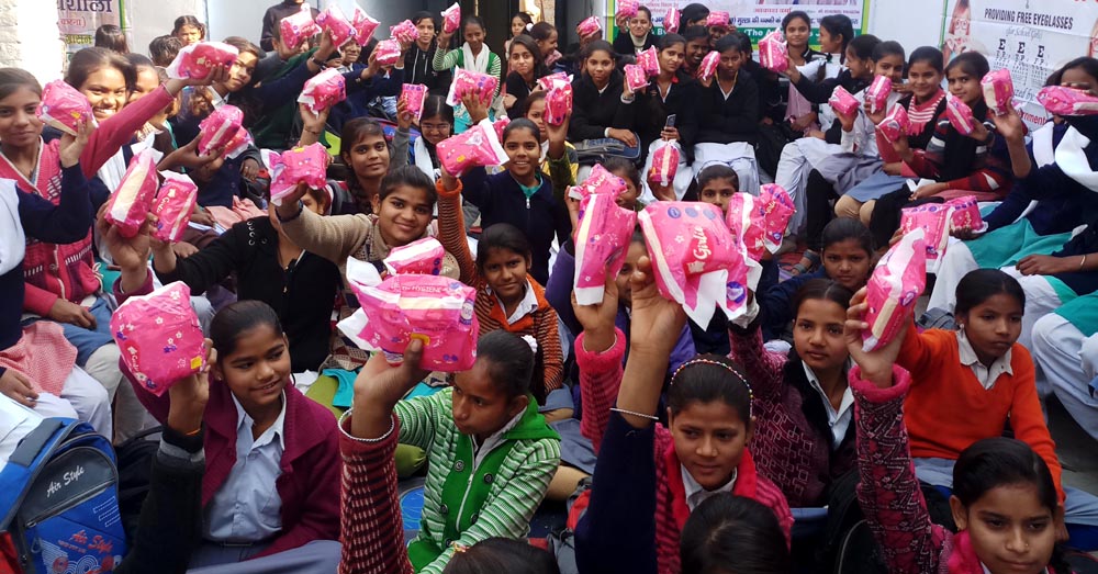 5642sanitary-pads1.jpg
